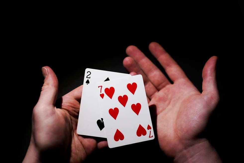 Cashback vs Tours Gratuits : Quel Bonus de Casino en Ligne Choisir ? Cashback vs Tours Gratuits : Quel Bonus de Casino en Ligne Choisir ?